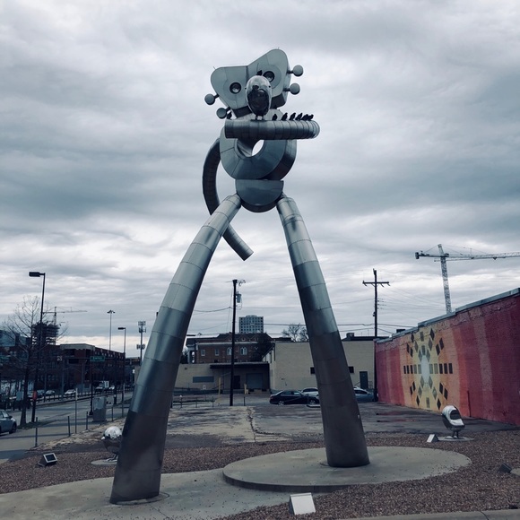 Meet your Posher, Shawna - Picture 1 of 2